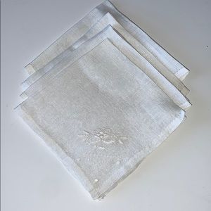 Vintage 4 White Embroidered Napkins